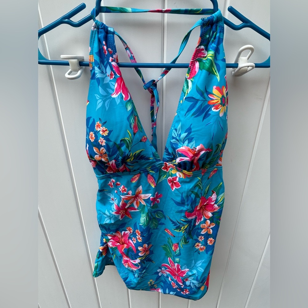 NWT Yonique Floral Tankini Swimwear